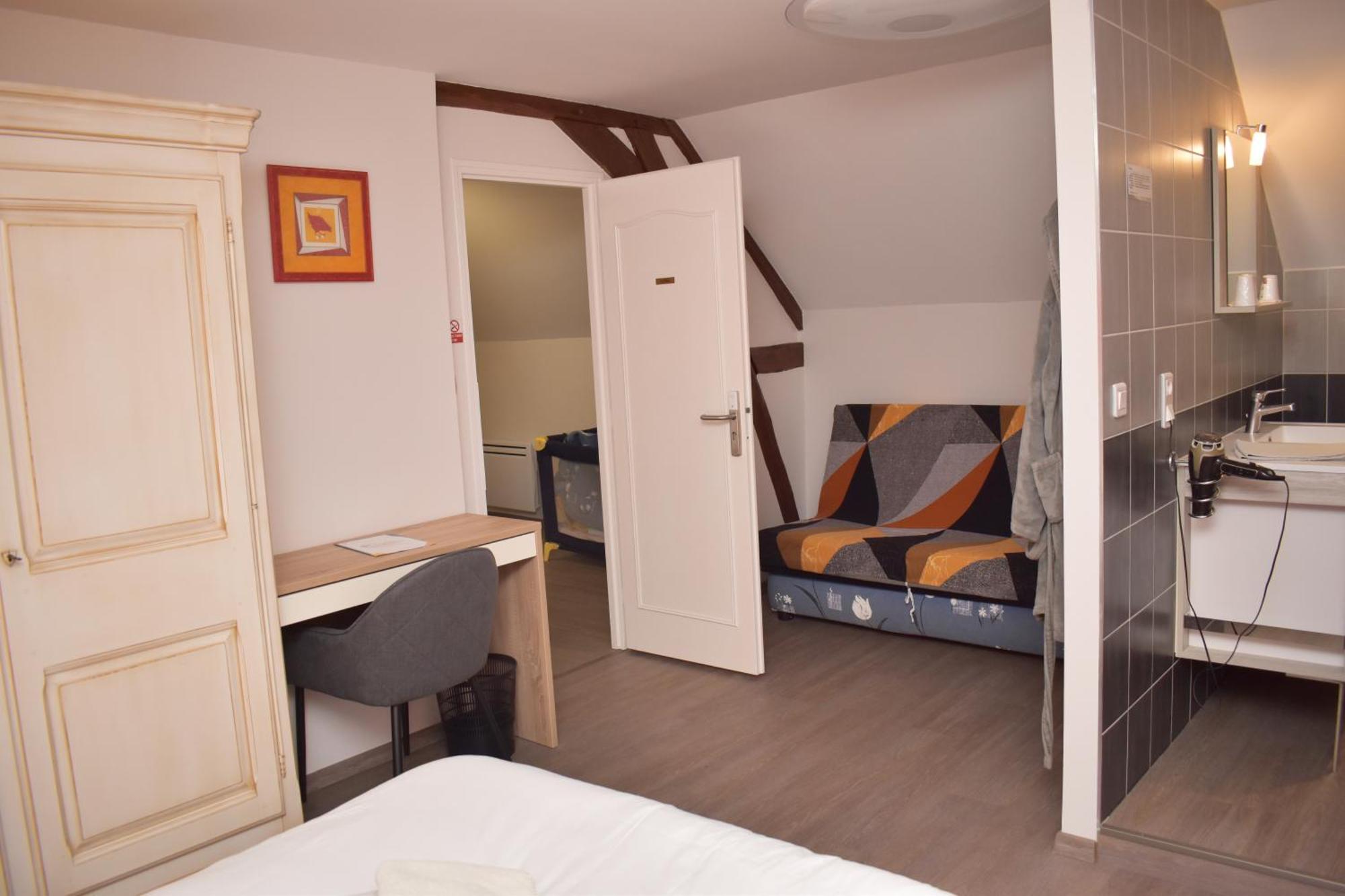 Auberge Saint Fergeux Gionges Room photo